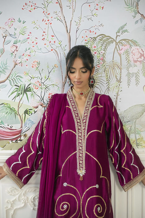 Izali Cranberry- Shirt, Pants And Dupatta