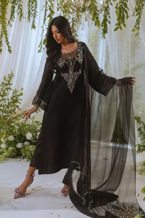 Neda (Shirt and Pants)