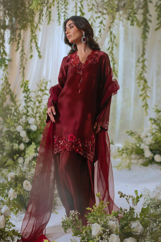 Picture of Inara (Shirt and Pants)