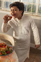 Picture of Uzay Kurta